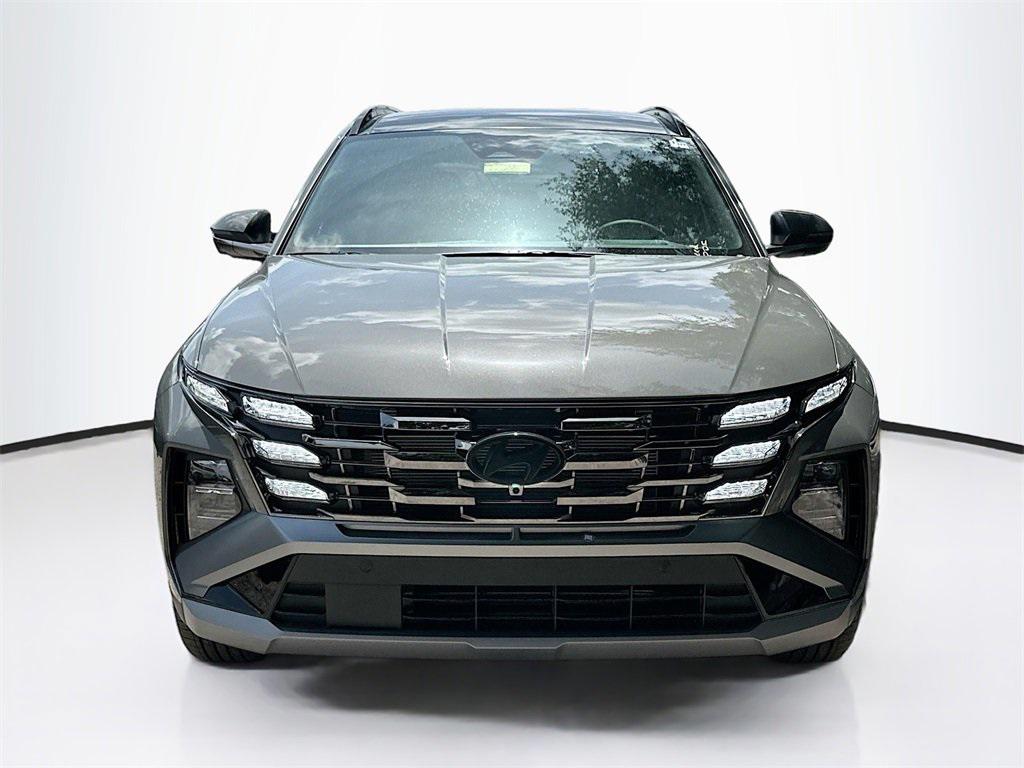 2025 Hyundai Tucson Limited photo 2