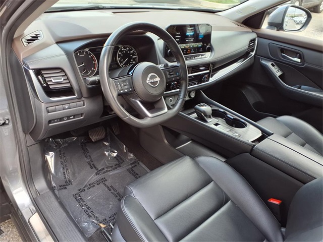 2023 Nissan Rogue SL photo 4