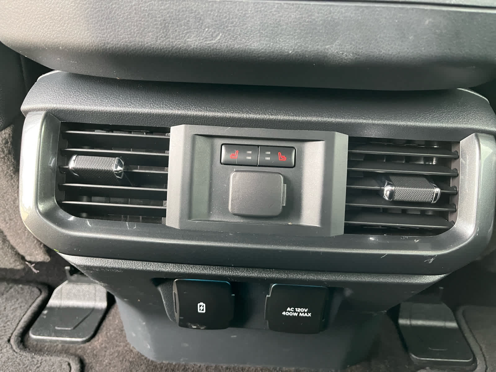 2022 Ford F-150 Lariat photo 18