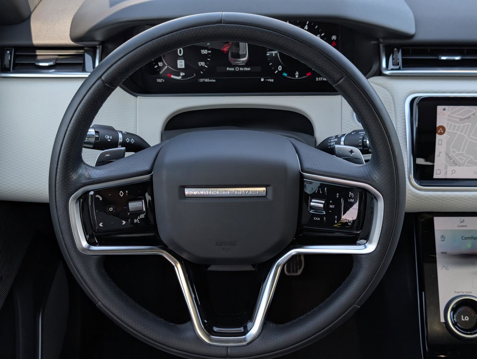 2021 Land Rover Range Rover Velar P340 R-Dynamic S photo 32