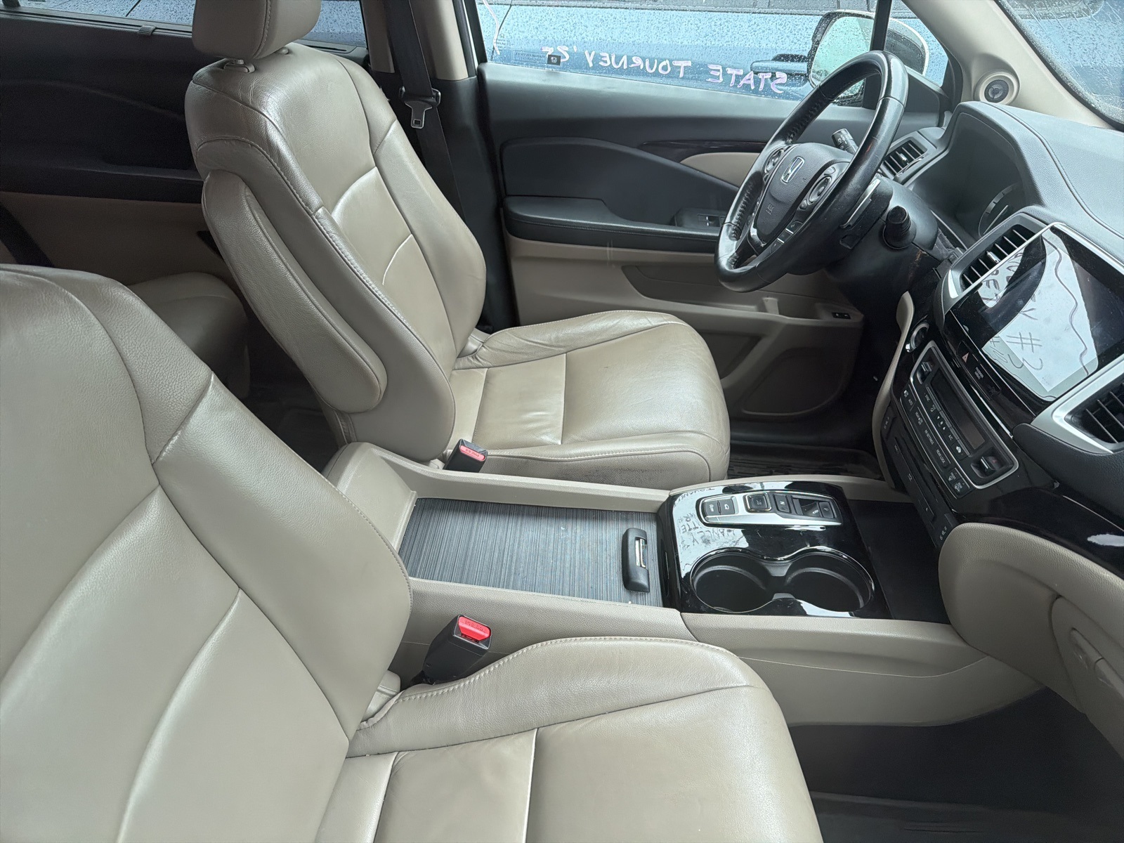 2017 Honda Pilot Touring photo 4