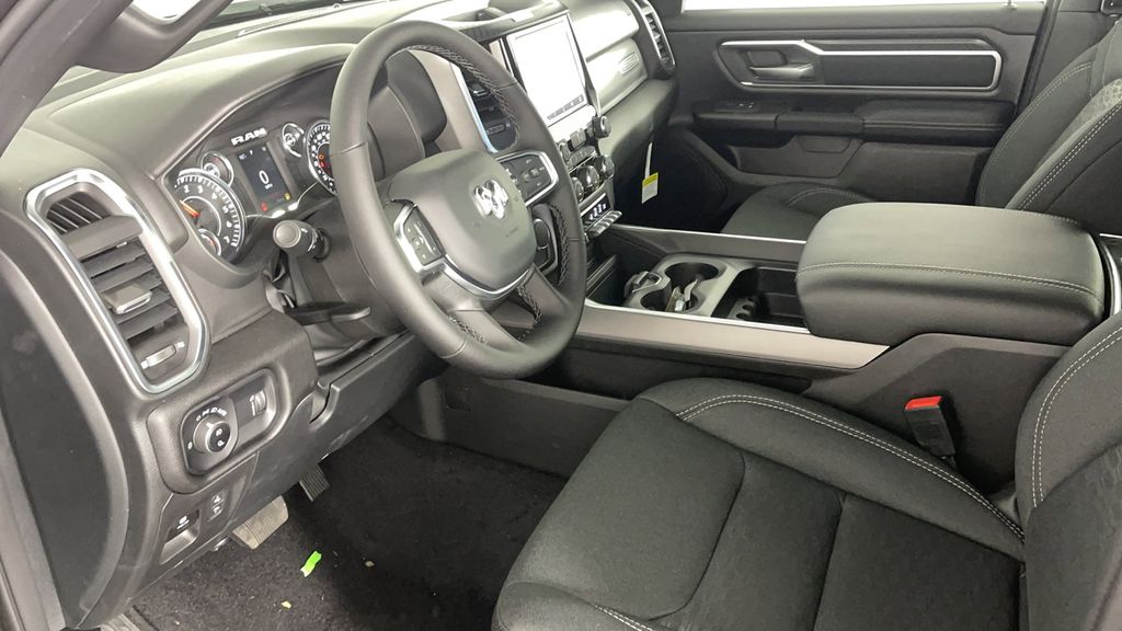 New 2025 Granite Crystal Metallic Clearcoat RAM Big Horn/Lone Star image 12