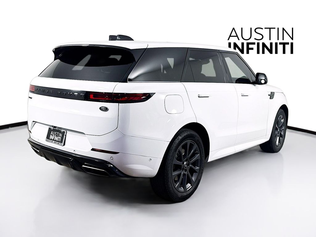 2023 Land Rover Range Rover Sport SE photo 3