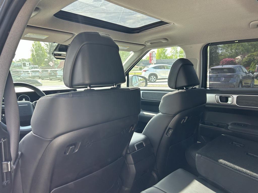 2025 Hyundai Santa Fe Limited photo 20