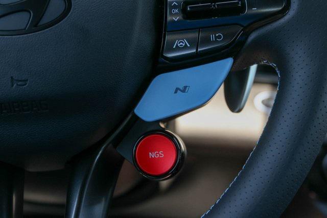 New 2025 Gray Hyundai Sedan image 25