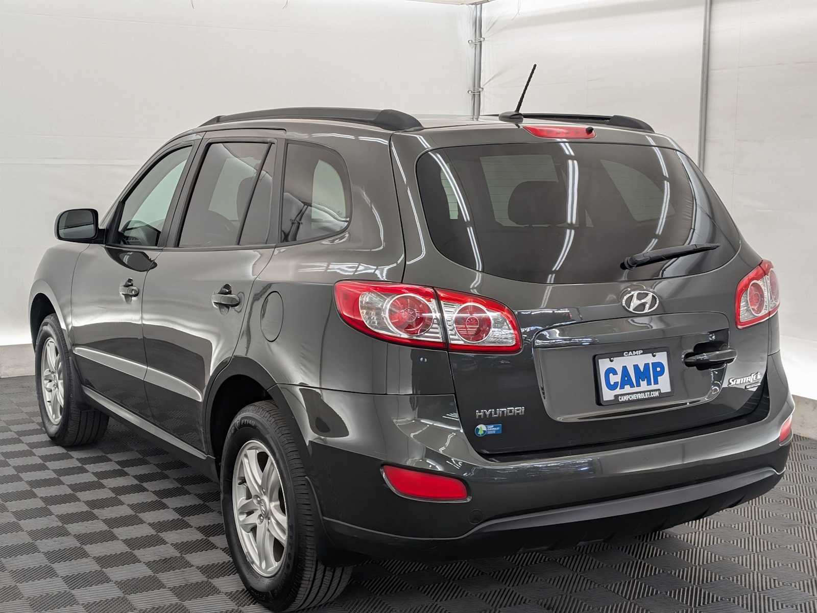 2011 Hyundai Santa Fe GLS photo 4