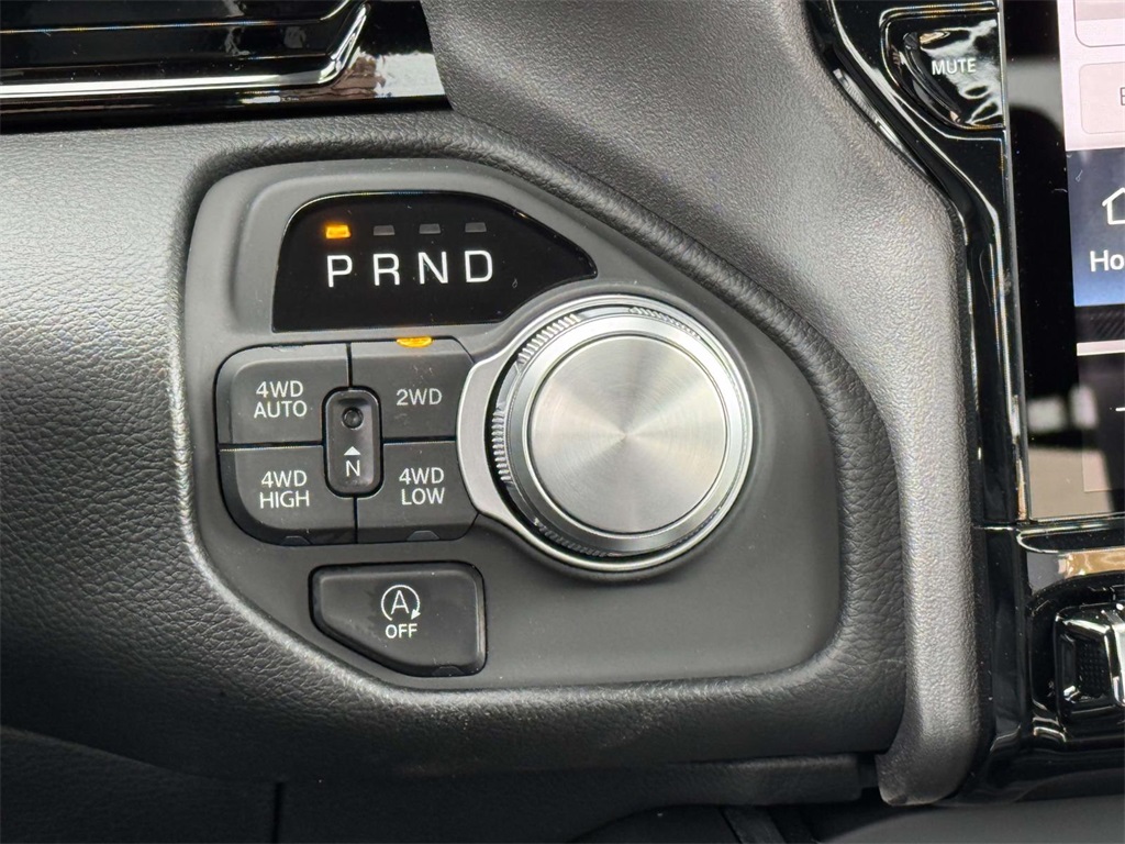 2026 Ram 1500 Laramie photo 20