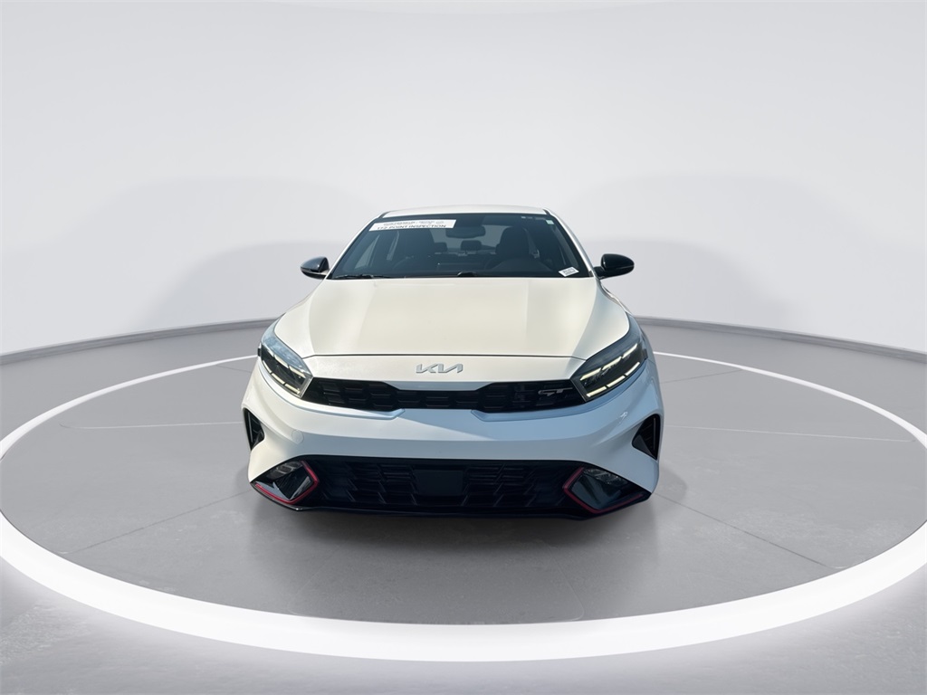 2023 Kia Forte GT photo 3