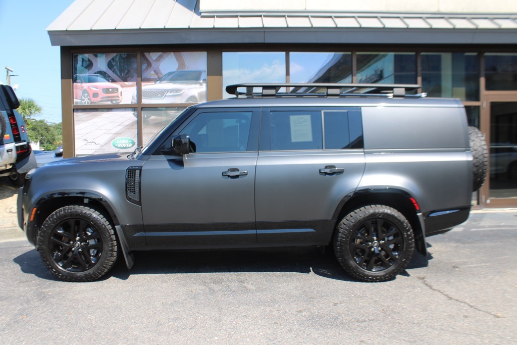 2024 Land Rover Defender Outbound photo 2