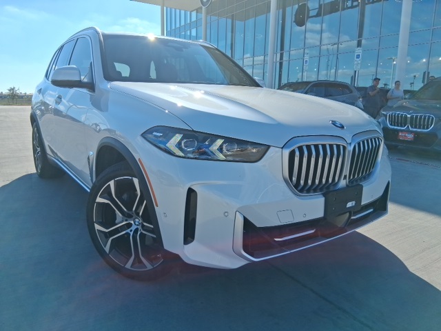 2024 BMW X5 40i's photo