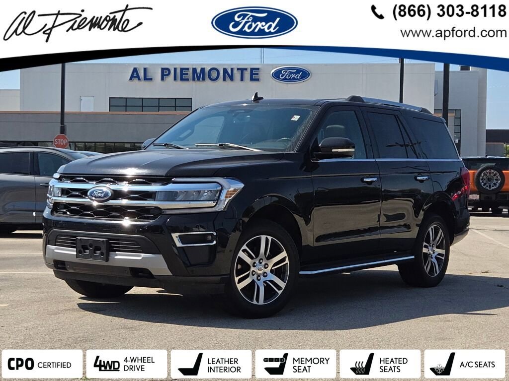 2023 Ford Expedition Limited's photo