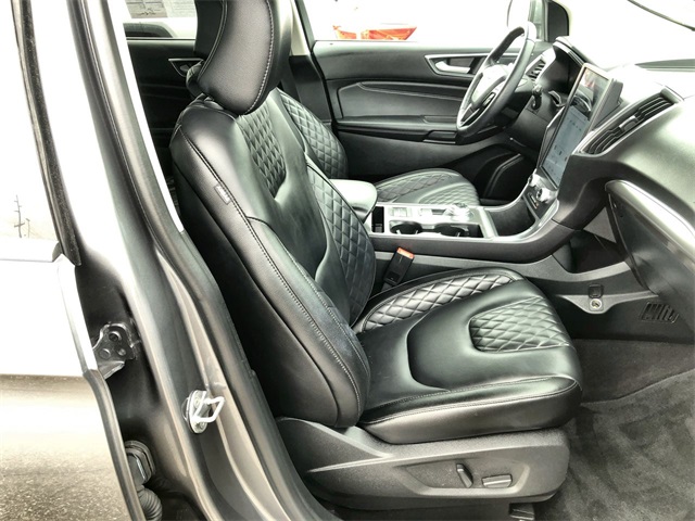 2024 Ford Edge Titanium photo 14