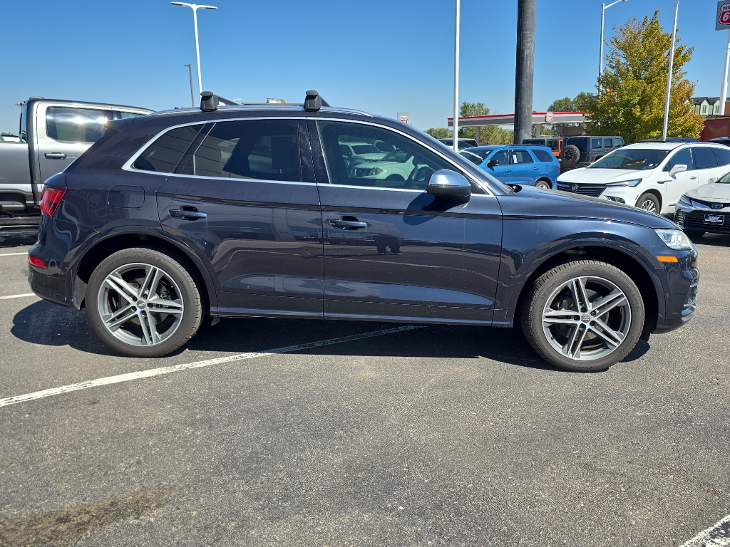 2019 Audi SQ5 Prestige photo 4