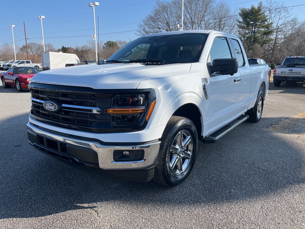 2024 Ford F-150 XLT's photo
