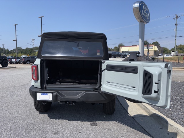 2021 Ford Bronco Outer Banks photo 24