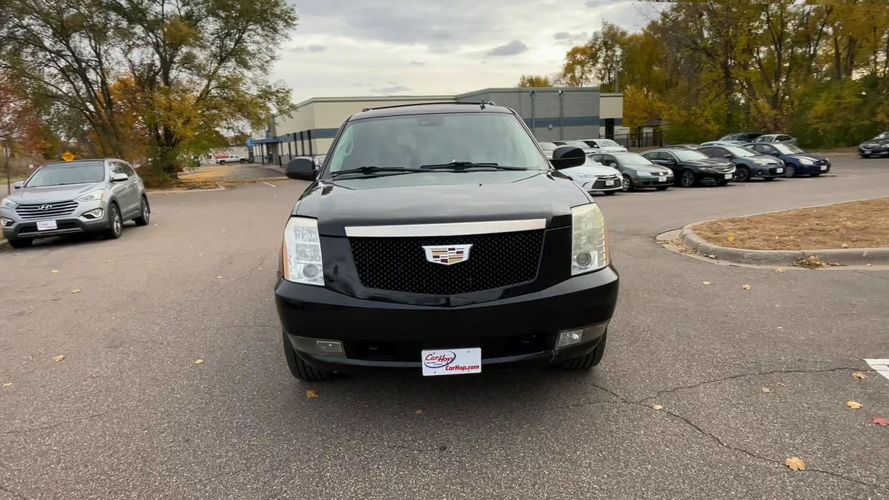 2009 Cadillac Escalade ESV Luxury photo 2