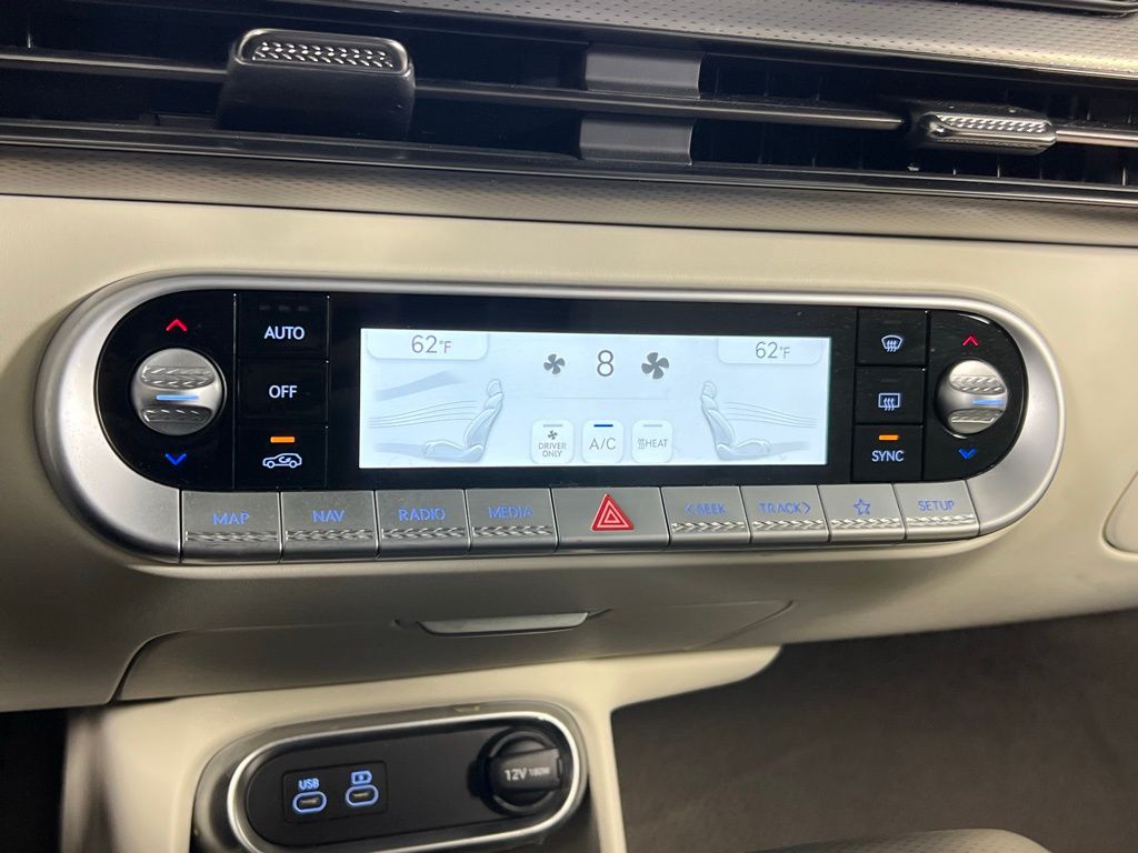 2023 Genesis GV60 Performance photo 16