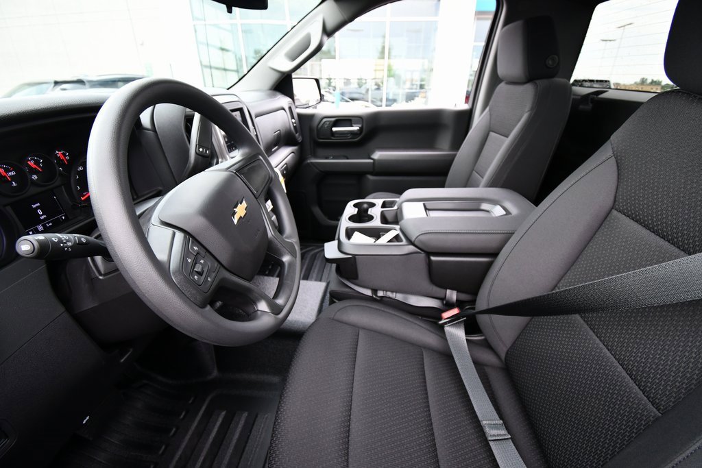 2026 Chevrolet Silverado 1500 Work Truck photo 3
