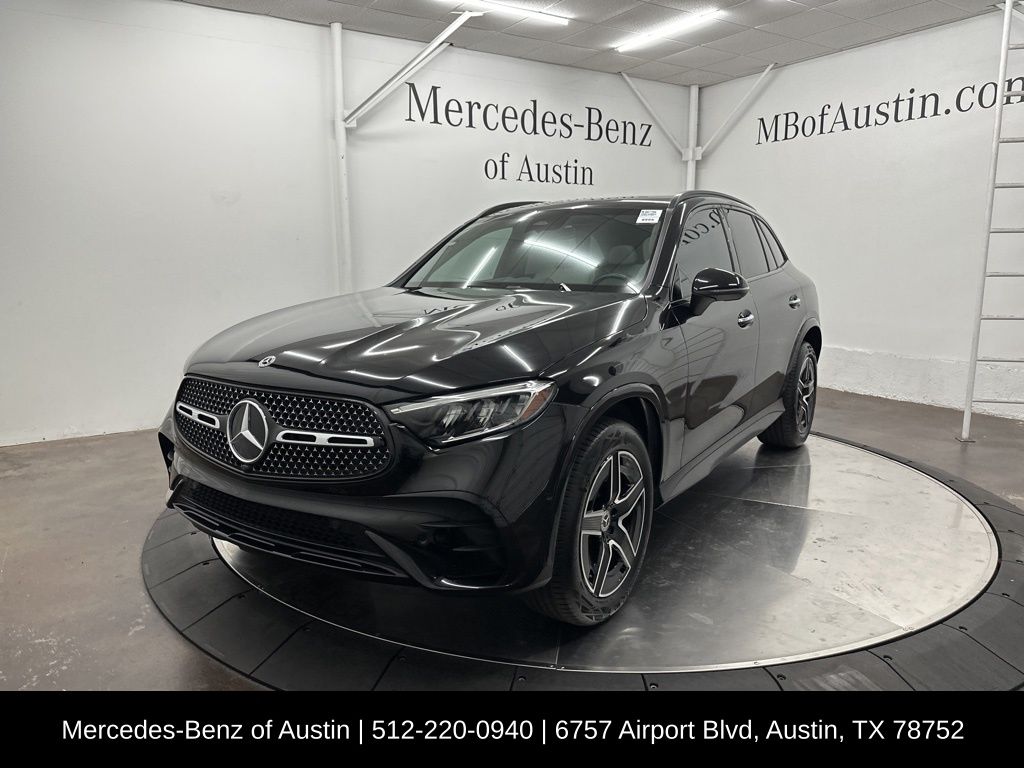 2024 Mercedes Benz GLC 4MATIC 300 photo 3
