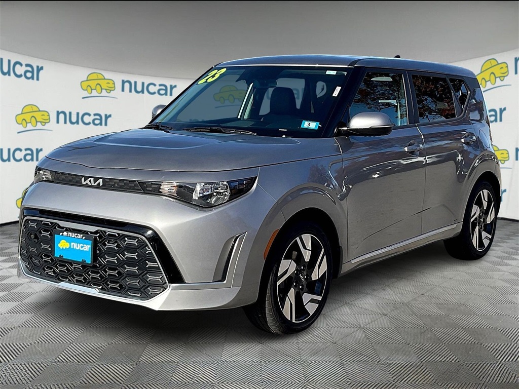 2023 Kia Soul GT-Line photo 3