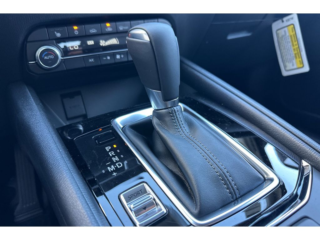 2025 Mazda CX-5 2.5 Select photo 16