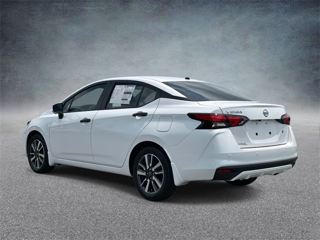2025 Nissan Versa S photo 4