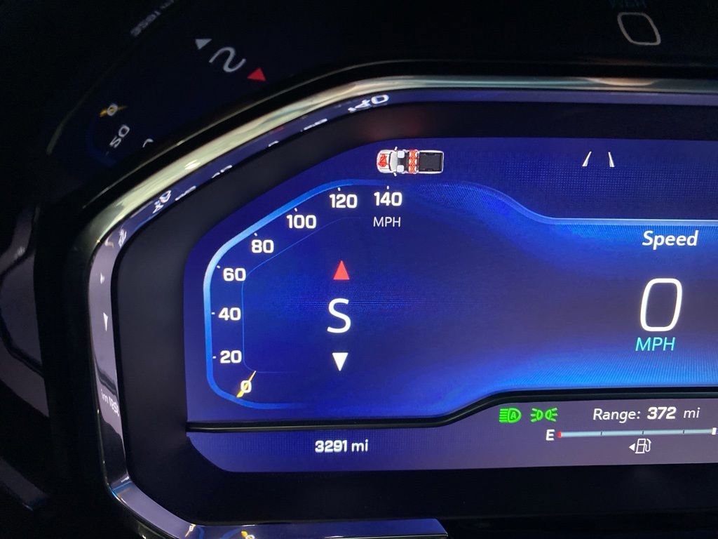 2025 Chevrolet Silverado 1500 LT photo 3