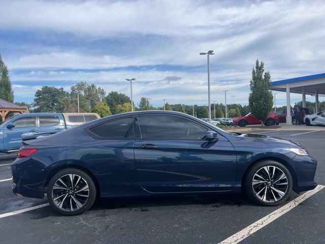 2017 Honda Accord EX-L V6 photo 5