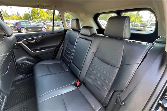 2020 Toyota RAV4 Limited photo 23