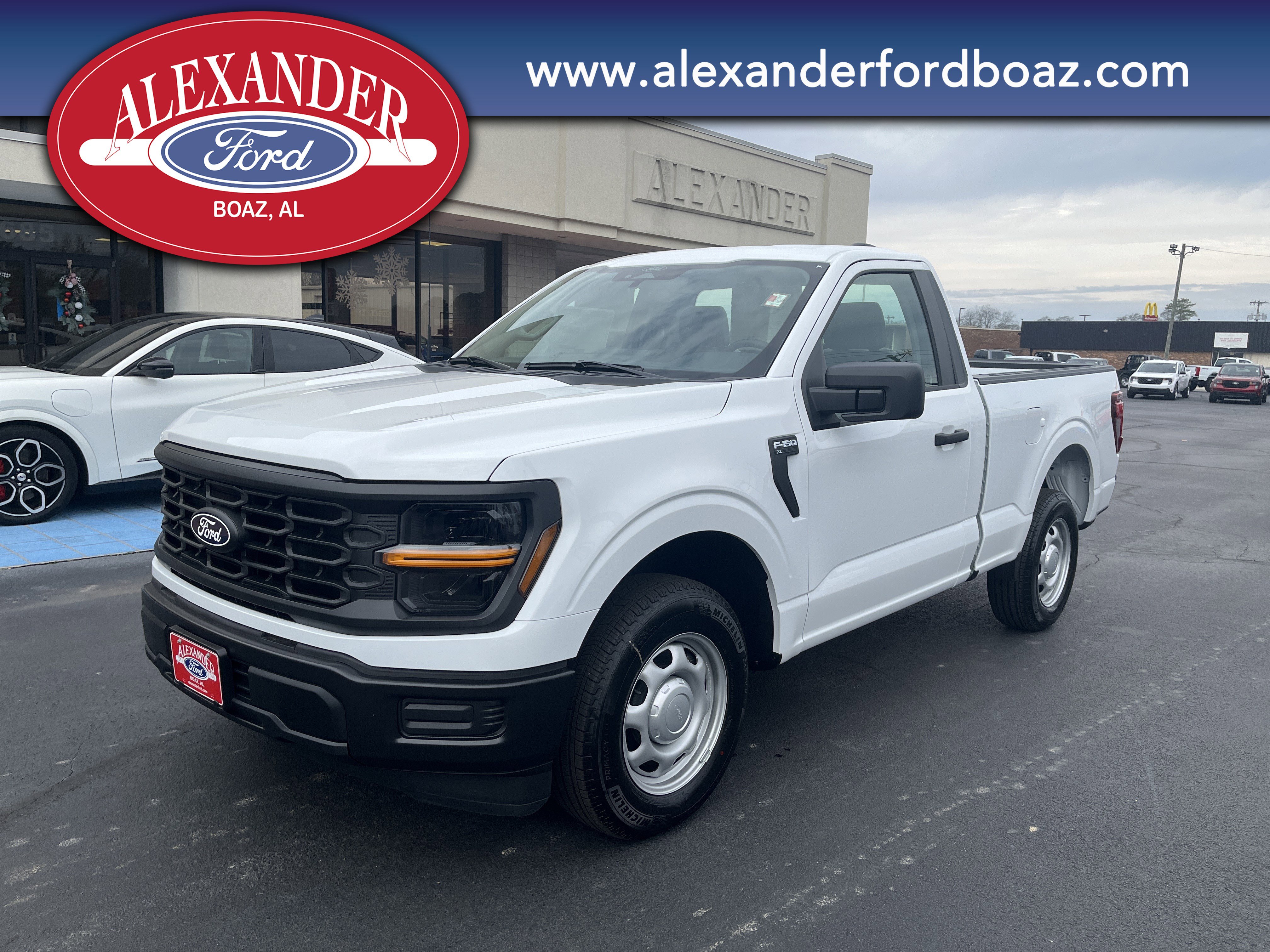 2025 Ford F-150 XL's photo