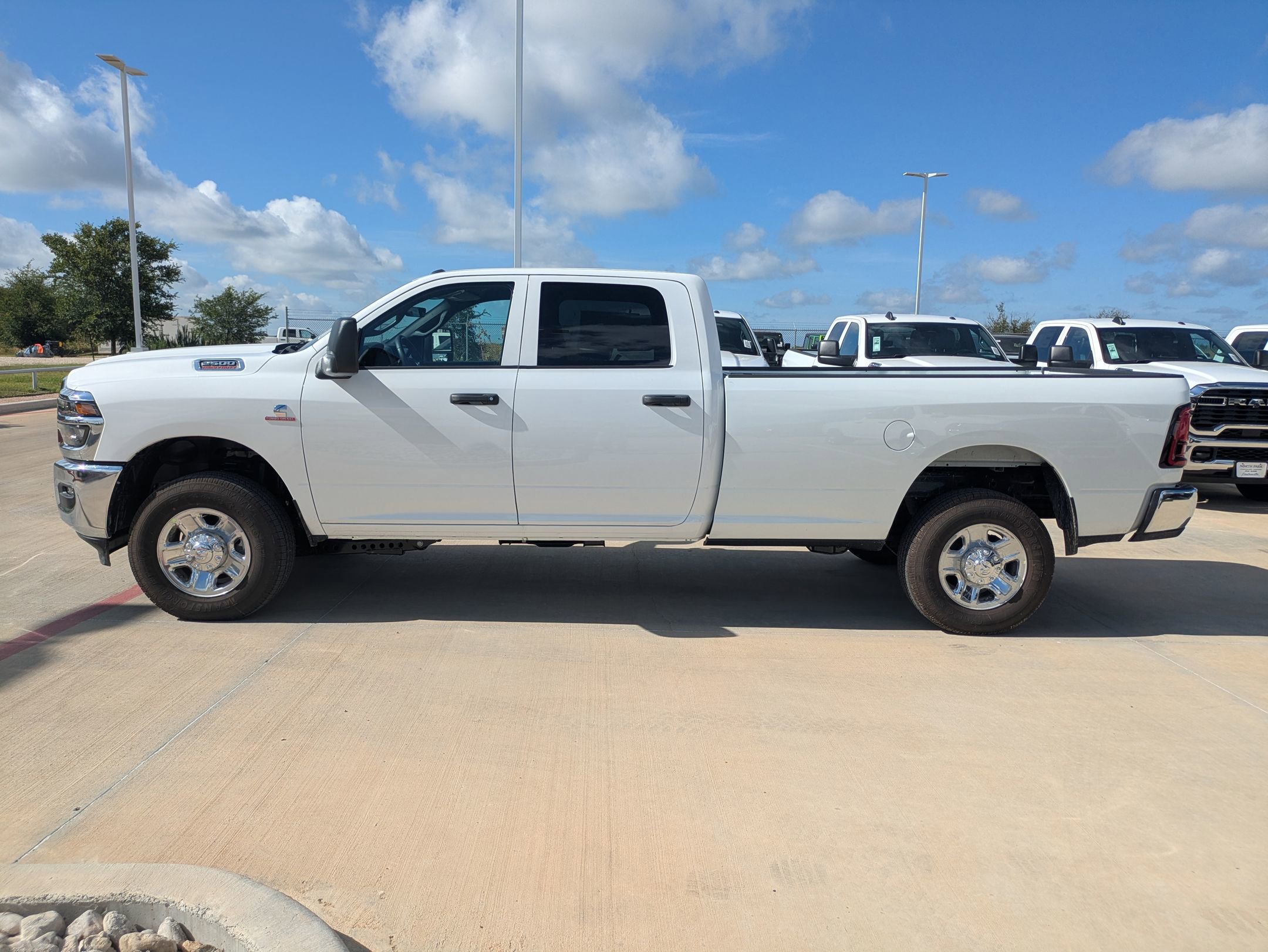 2025 Ram 2500 Tradesman photo 7