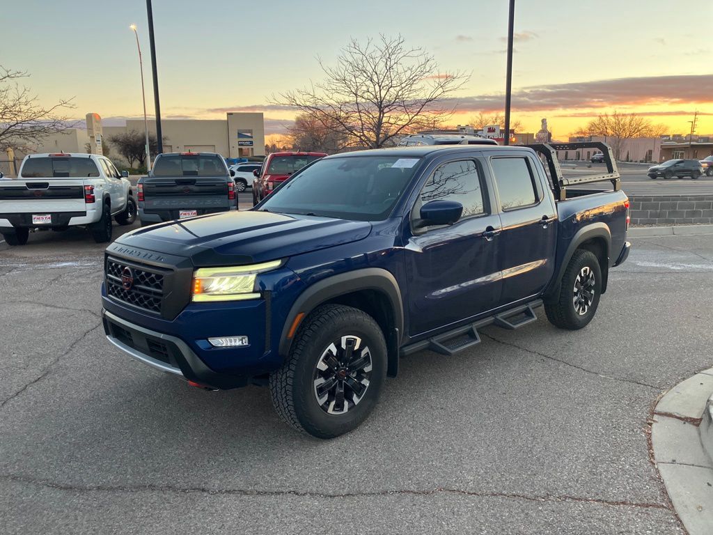 2023 Nissan Frontier PRO-4X photo 3