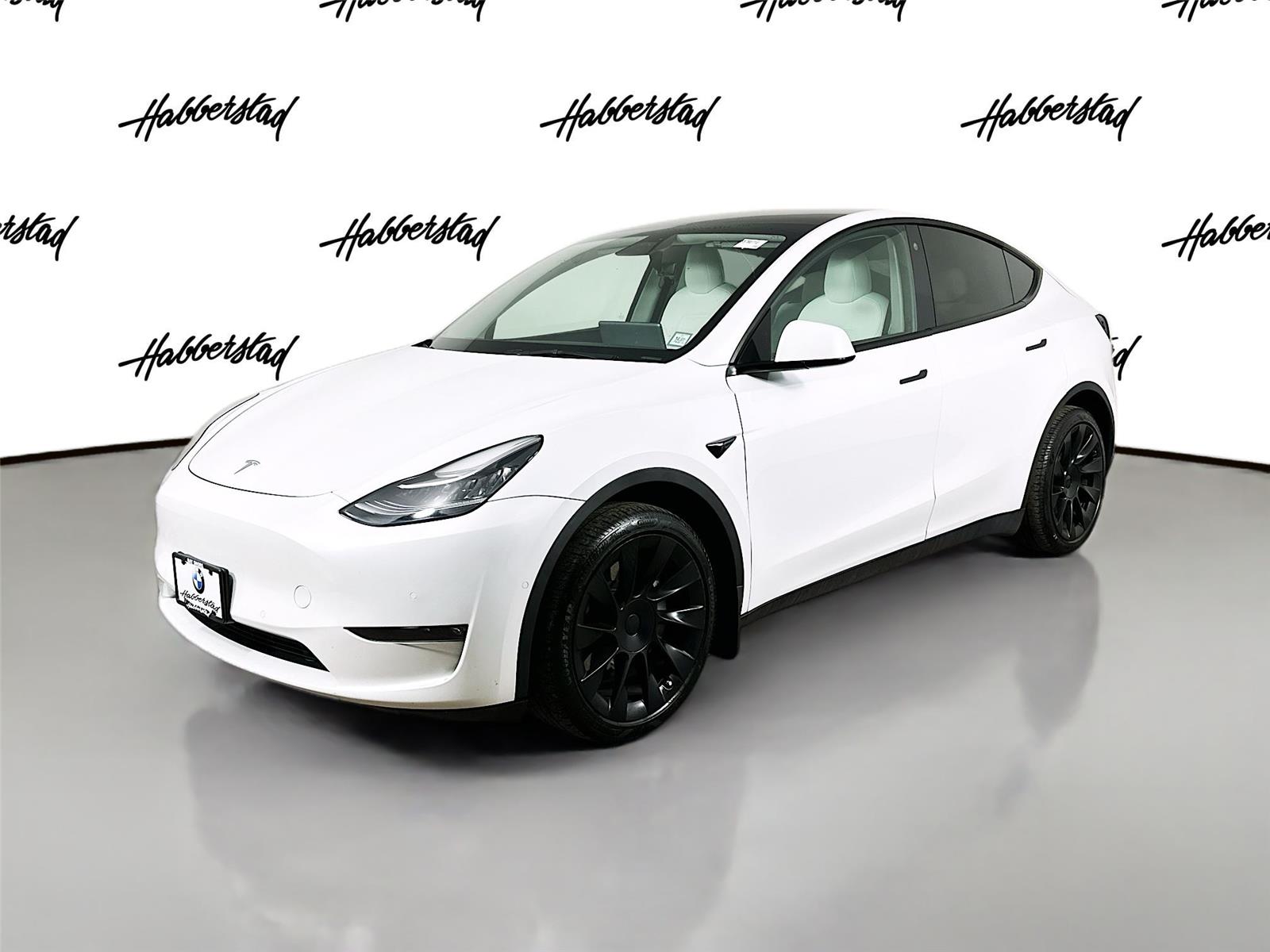 2022 Tesla Model Y Long Range's photo