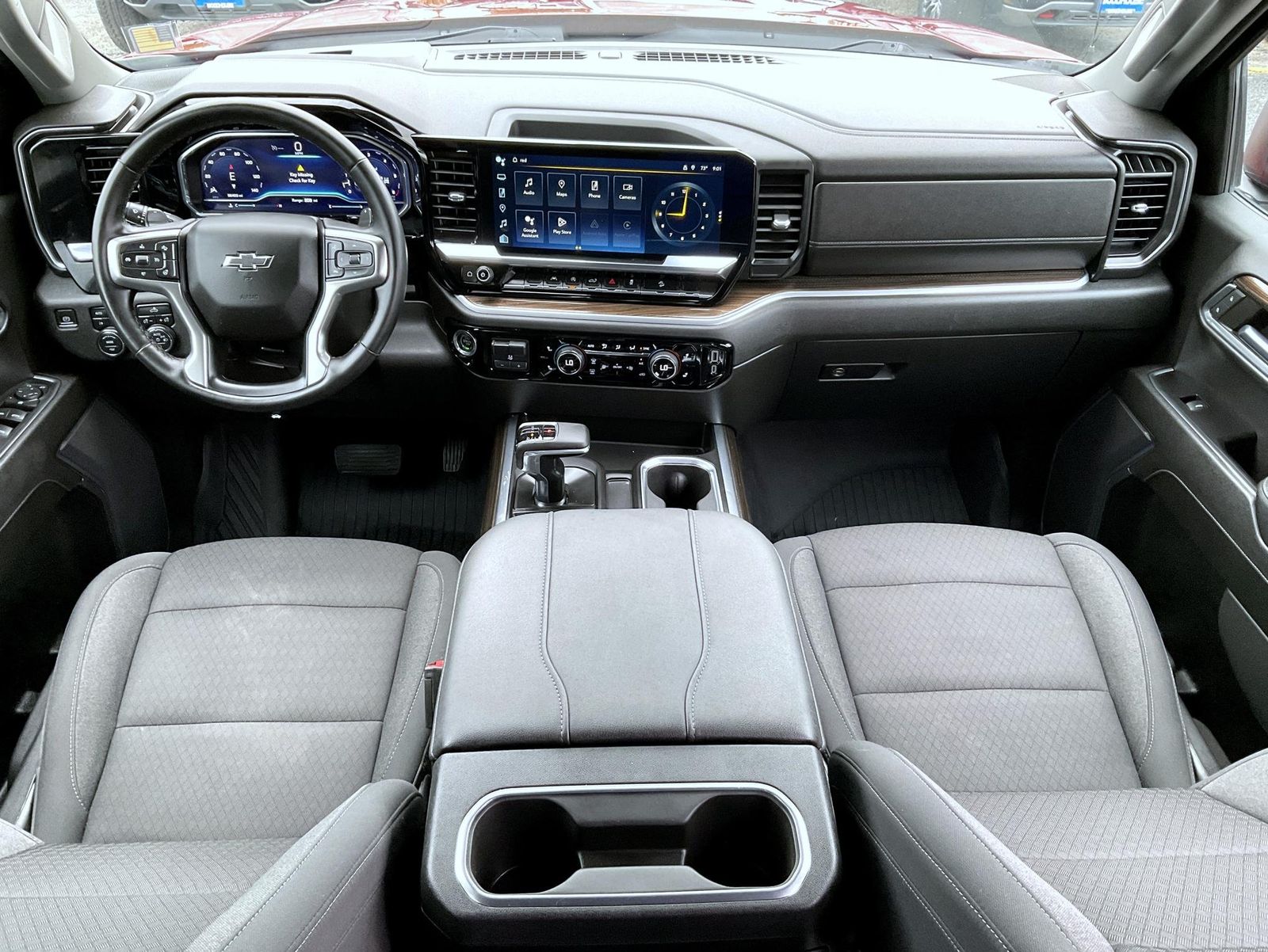2023 Chevrolet Silverado 1500 RST photo 12
