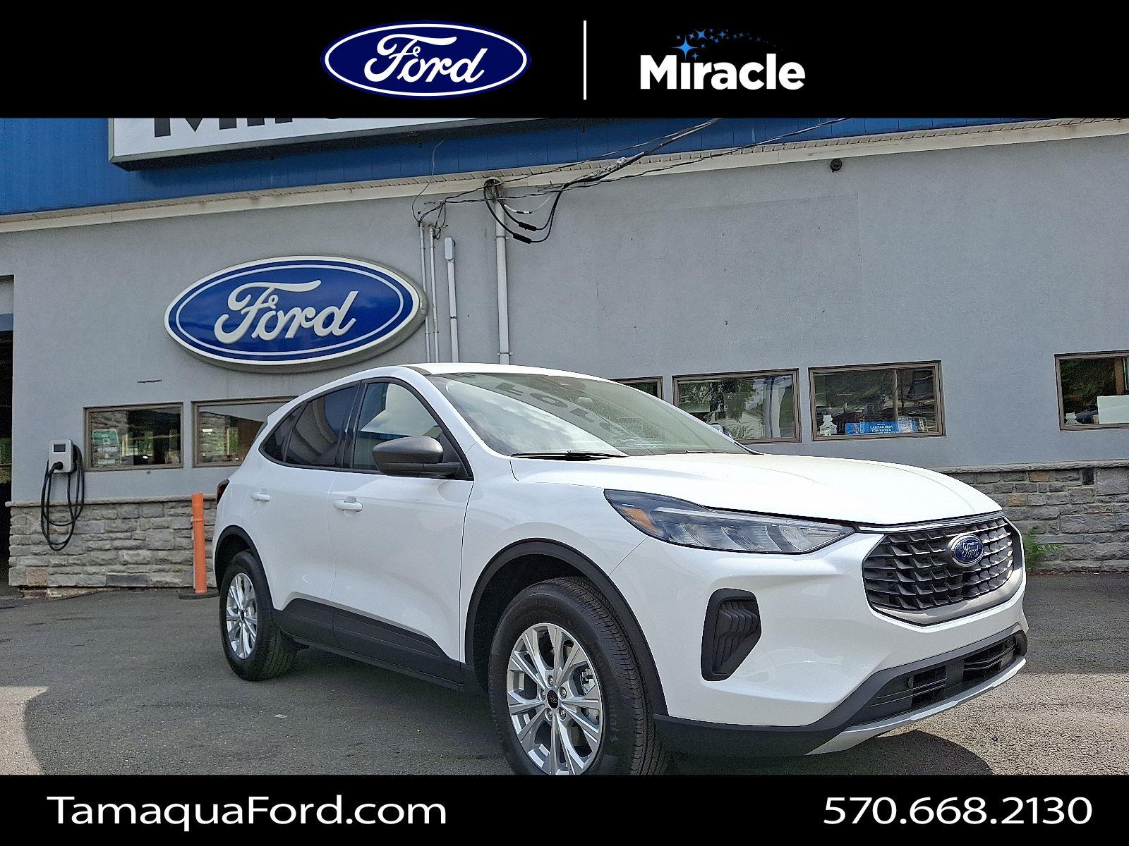 2025 Ford Escape Active's photo