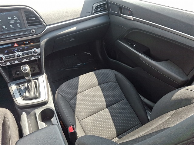 2020 Hyundai Elantra Value Edition photo 15
