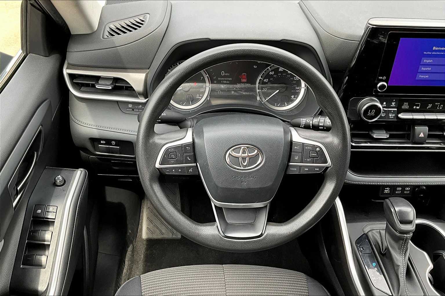 2023 Toyota Highlander L photo 15