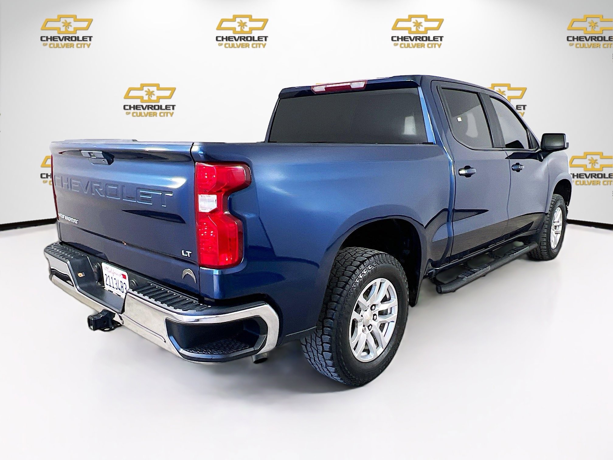 2020 Chevrolet Silverado 1500 LT photo 4
