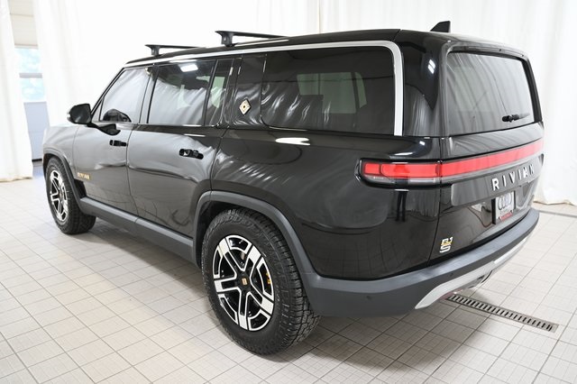 2023 Rivian R1S Adventure photo 2