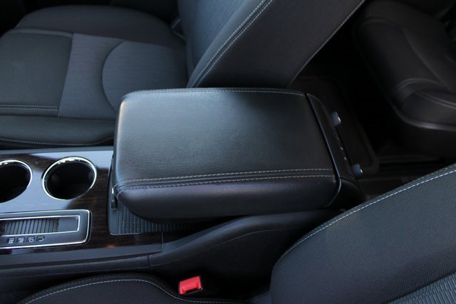 2017 Chevrolet Traverse 2LT photo 29