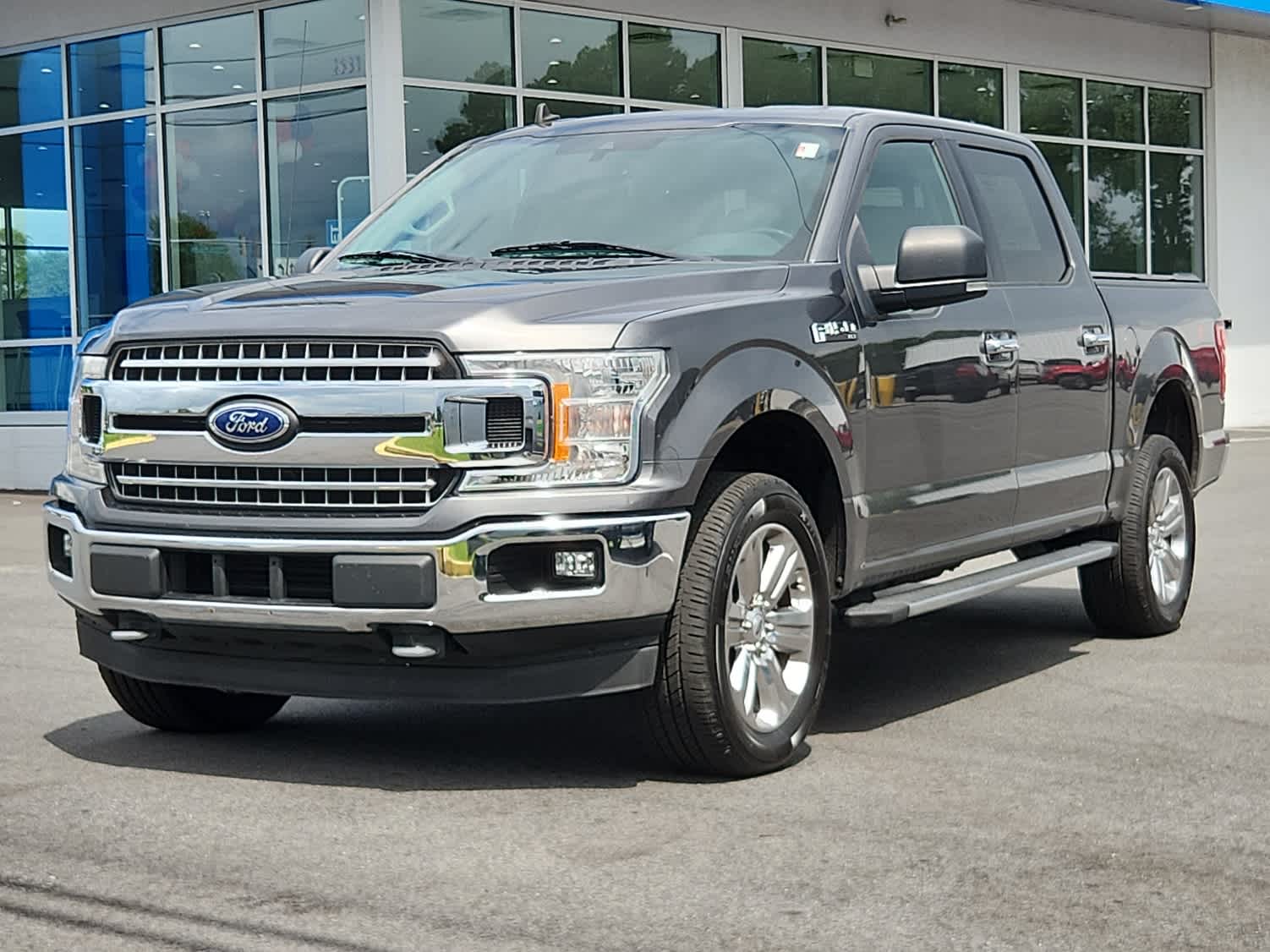 2019 Ford F-150 XLT's photo
