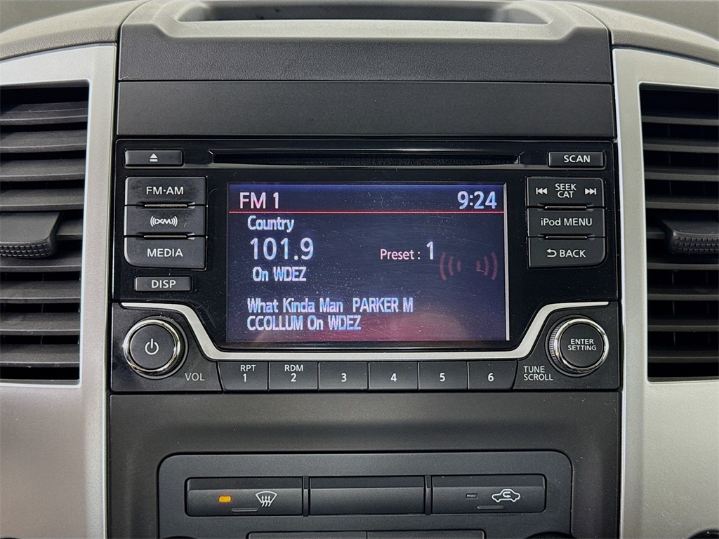 2018 Nissan Frontier SV photo 6