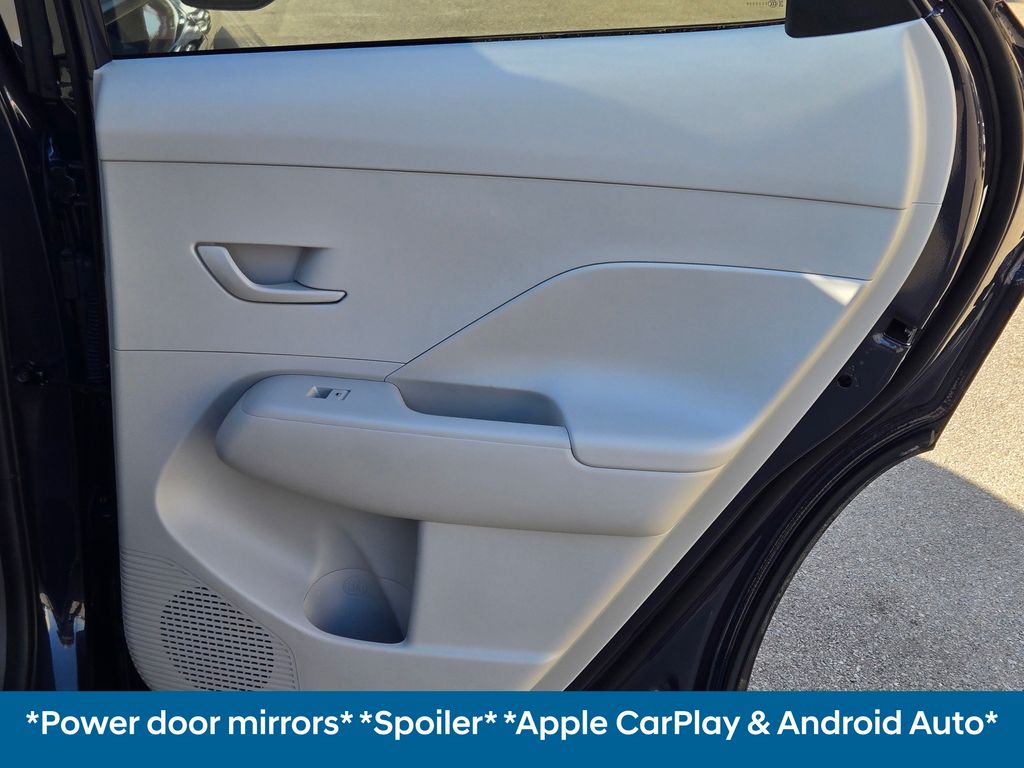 2025 Hyundai Kona SEL photo 4