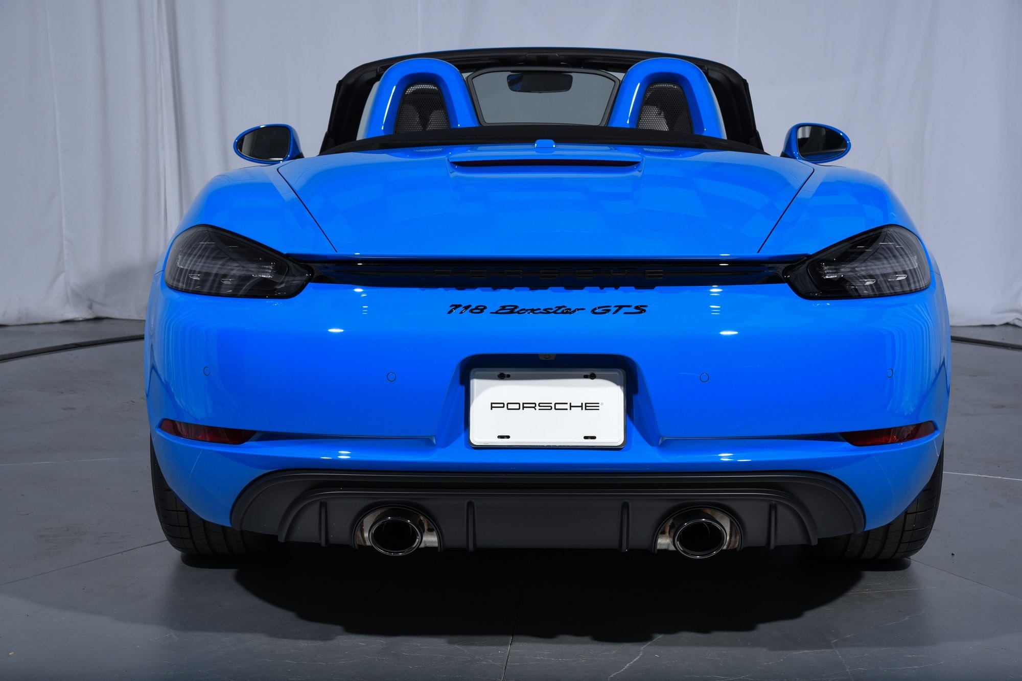 2025 Porsche Boxster GTS 4.0 photo 8