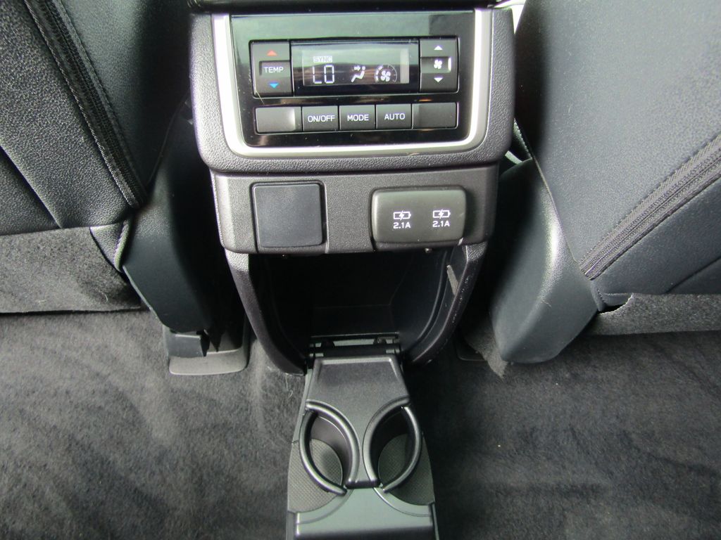 2022 Subaru Ascent Onyx Edition photo 31