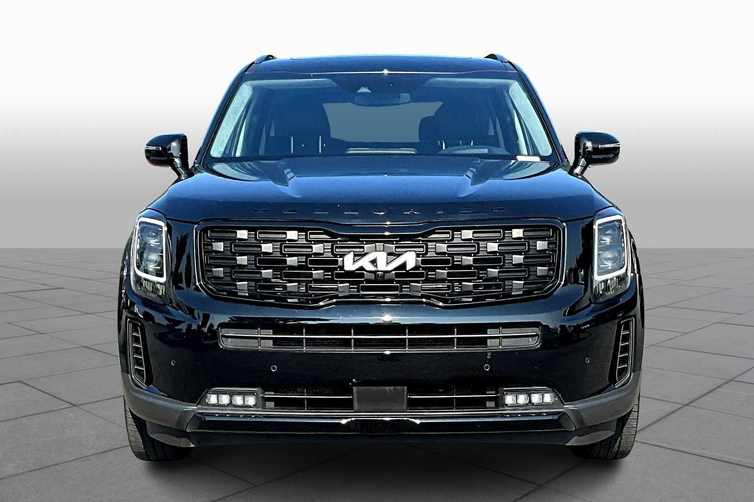 2022 Kia Telluride SX photo 3