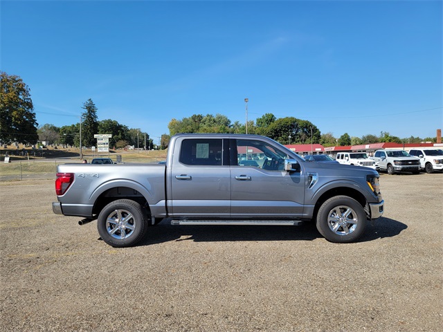 2024 Ford F-150 XLT photo 4