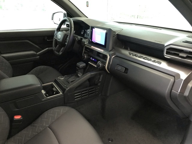 2025 Toyota Tacoma SR5 Double Cab photo 14