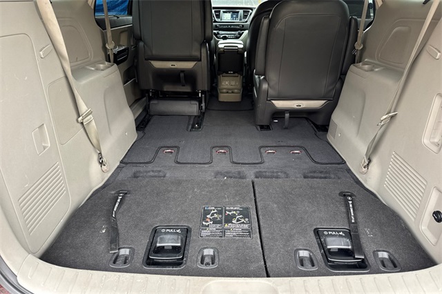 2015 Kia Sedona SX photo 17