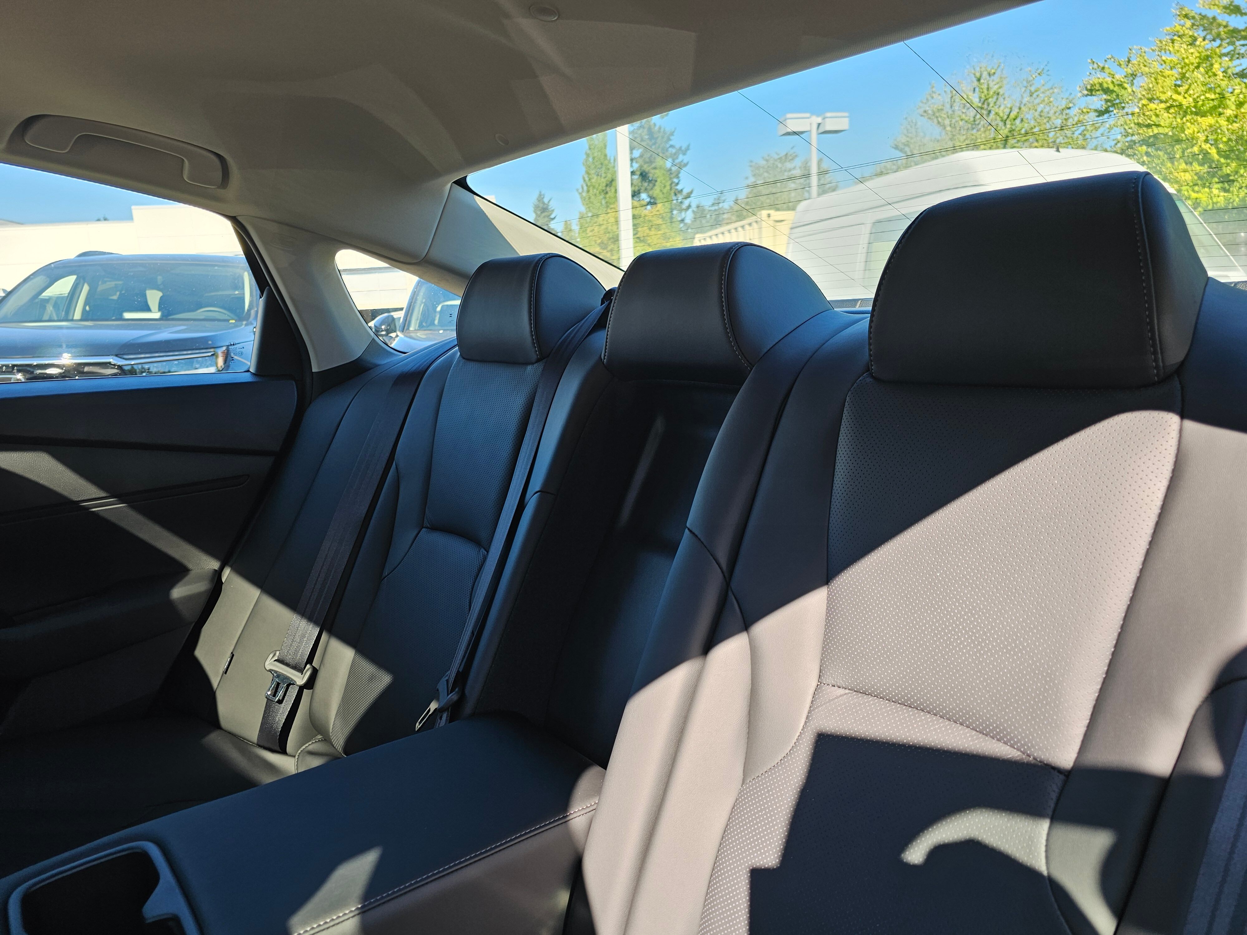 2025 Honda Accord Hybrid EX-L photo 5